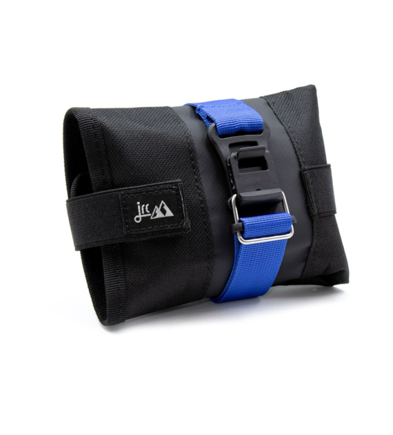 JRC Rolowana torba podsiodłowa 2.0 Niebieski